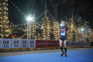 BIB: 100
                            <button type="button" onclick="openModal(21558745)" class="btn btn-primary btn-sm float-right btn-popup" data-toggle="modal" data-target=".modal-high-quality">
                        <i class="fas fa-shopping-cart"></i> Add to Cart
                    </button>
                                            <button type="button" onclick="isThisMe(21558745, true)" class="btn btn-success btn-sm float-right btn-popup btn-isme hidden" data-toggle="tooltip" data-placement="bottom" title="นี่คือรูปของคุณใช่ไหม คลิกที่นี่เพื่อเอาเข้าอัลบั้ม">
                        <i class="fas fa-plus"></i> Add to album
                    </button>
                    <button type="button" onclick="isThisMe(21558745, false)" class="btn btn-warning btn-sm float-right btn-popup btn-isnotme hidden">
                        <i class="fas fa-ban"></i> Remove from album
                    </button>